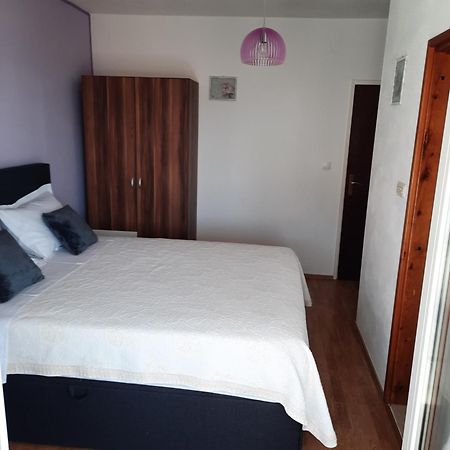 Apartments Marjanovic Bol Rom bilde
