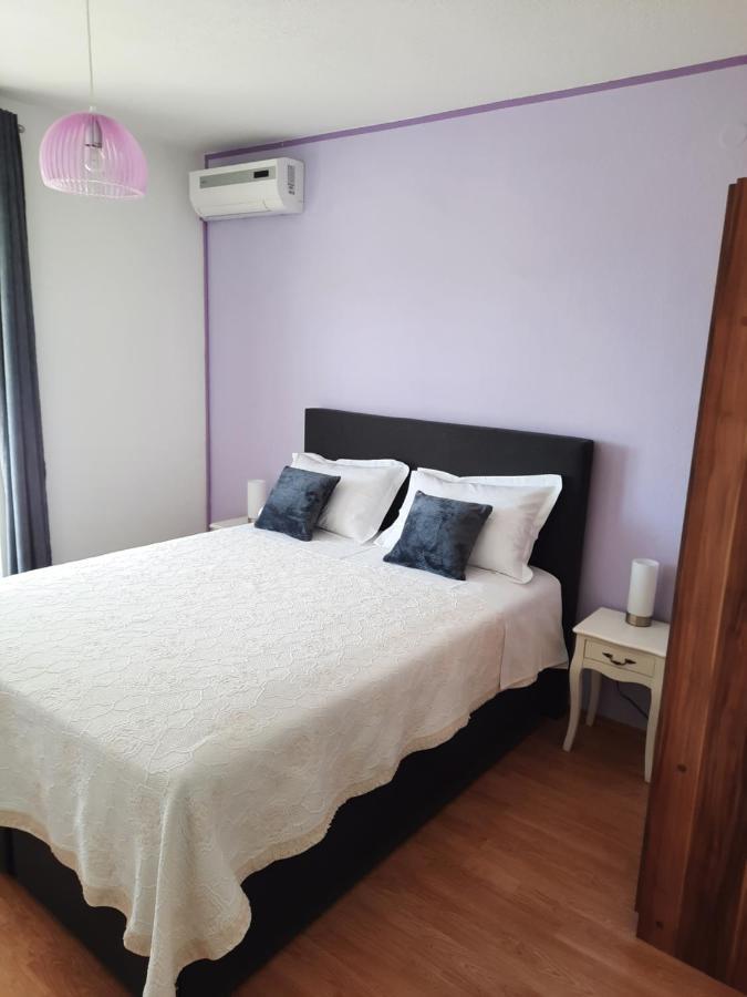 Apartments Marjanovic Bol Rom bilde